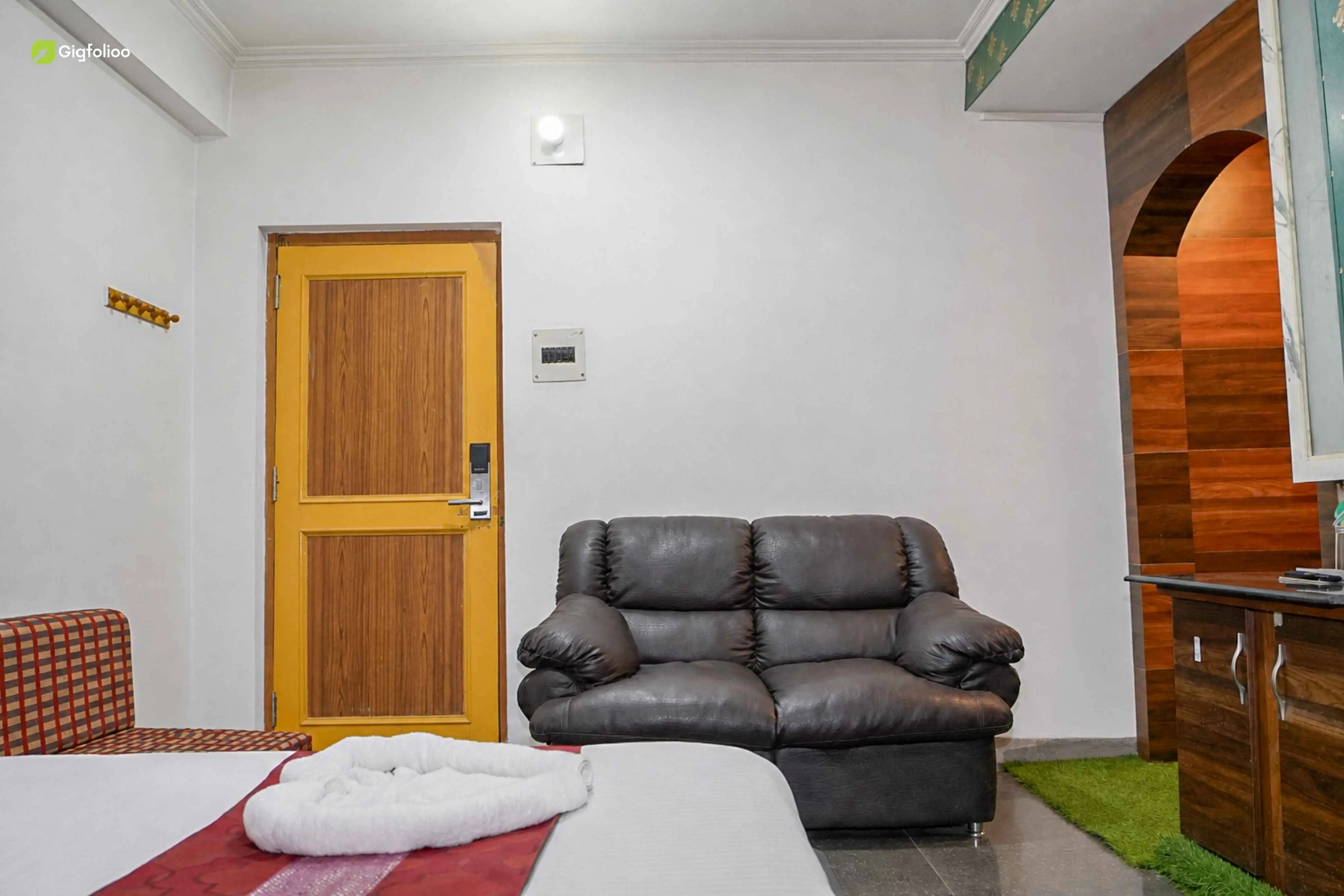 Wular Deluxe Family Room at Al-Zahoor In - gallery view 2