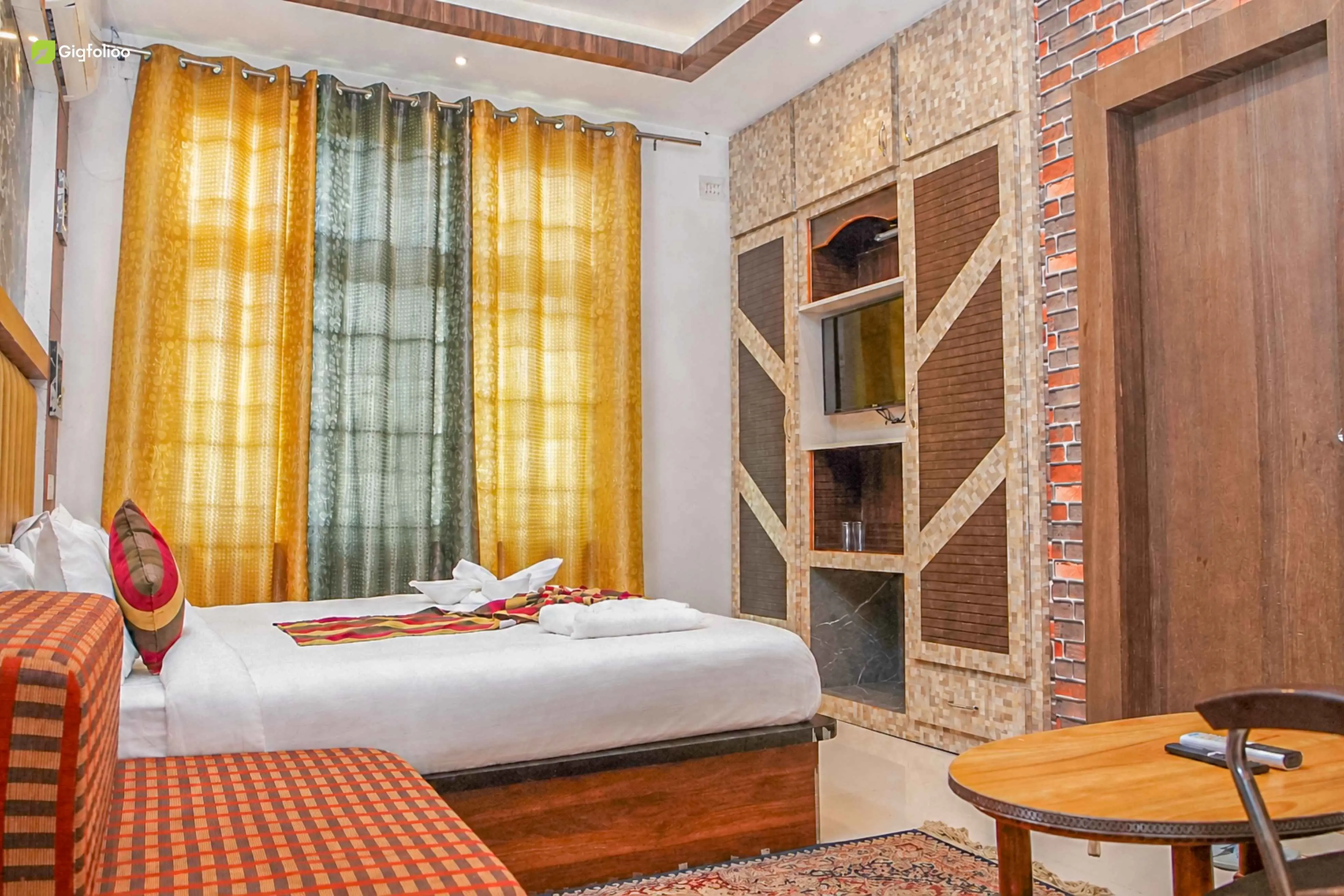 Zabarwan Deluxe Room at Al-Zahoor In - gallery view 3
